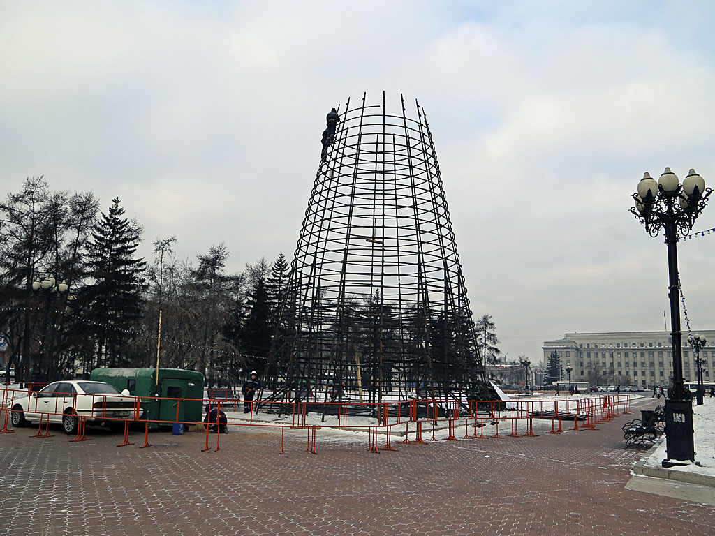 Каркас елки, Фото с места события собственное