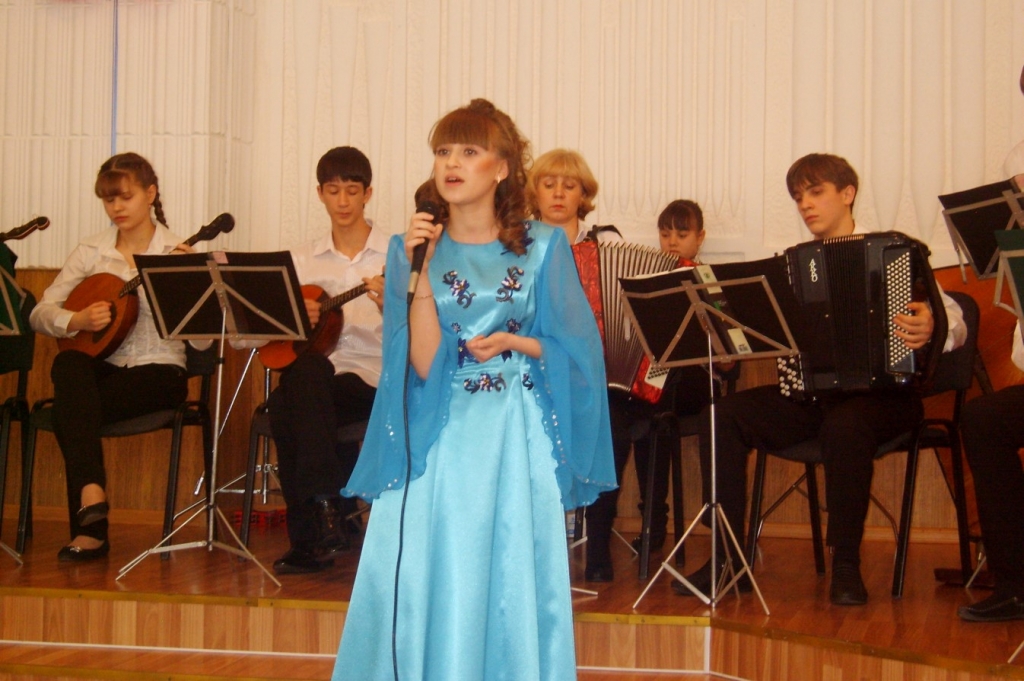 Праздничный концерт в детской музыкальной школе, посвященный Году культуры, Фото с места события из других источников