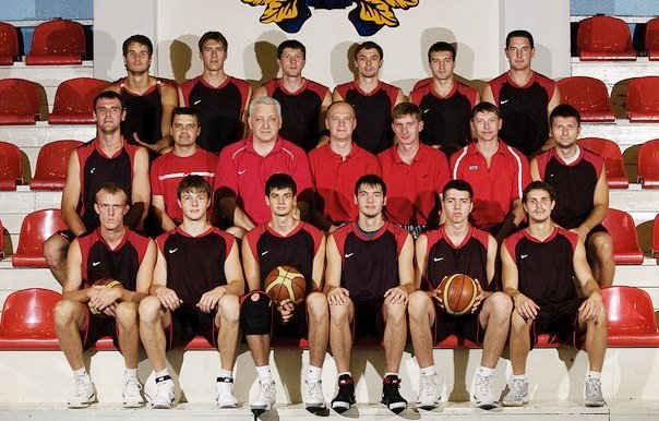 Основной состав "Спартак-Приморье" пять лет назад, Фото с места события из других источников