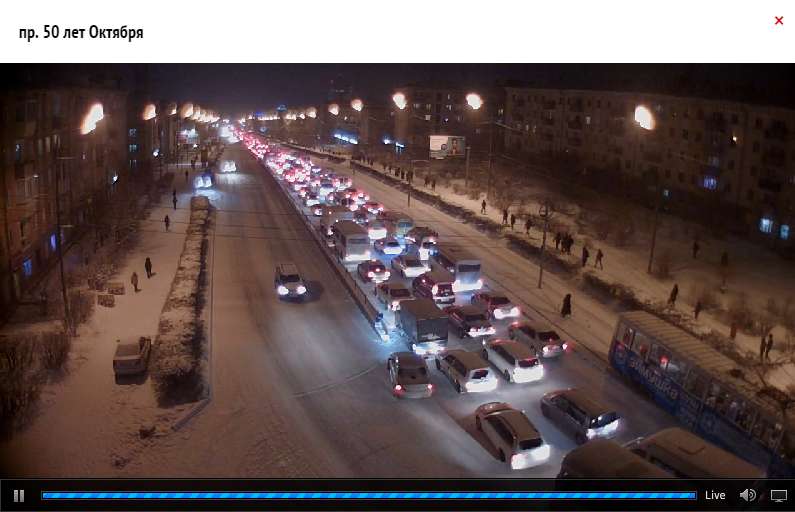 В "традиционных" вечерних пробках стоят автомобили на центральных магистралях Улан-Удэ, Фото с места события из других источников