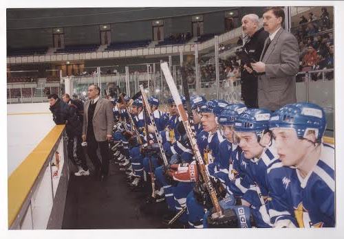 Скамейка запасных хабаровского "Амура", Фото с места события из других источников