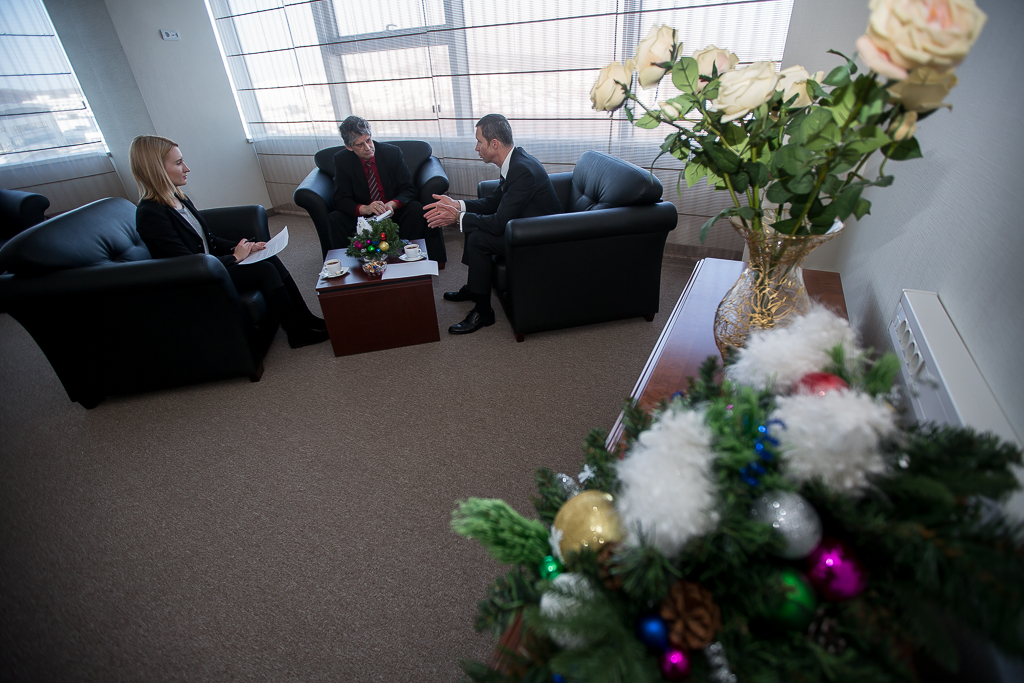 Дальневосточный федеральный университет стал крупнейшим образовательным, научным и экспертным центром на Дальнем Востоке России, Фото с места события собственное