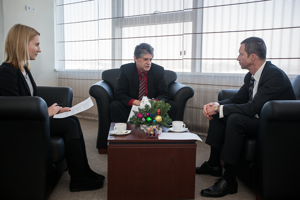 Достигнутые результаты в уходящем году вселяют уверенность в собственные силы и студентам, и преподавателям, Фото с места события собственное