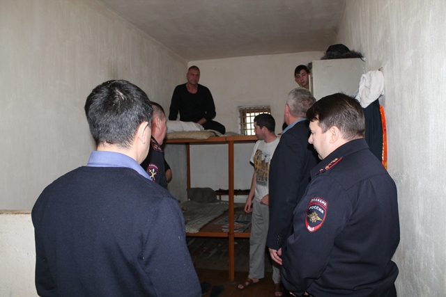 Сотрудники спецприемника Биробиджана отметили профессиональный праздник , Фото с места события из других источников