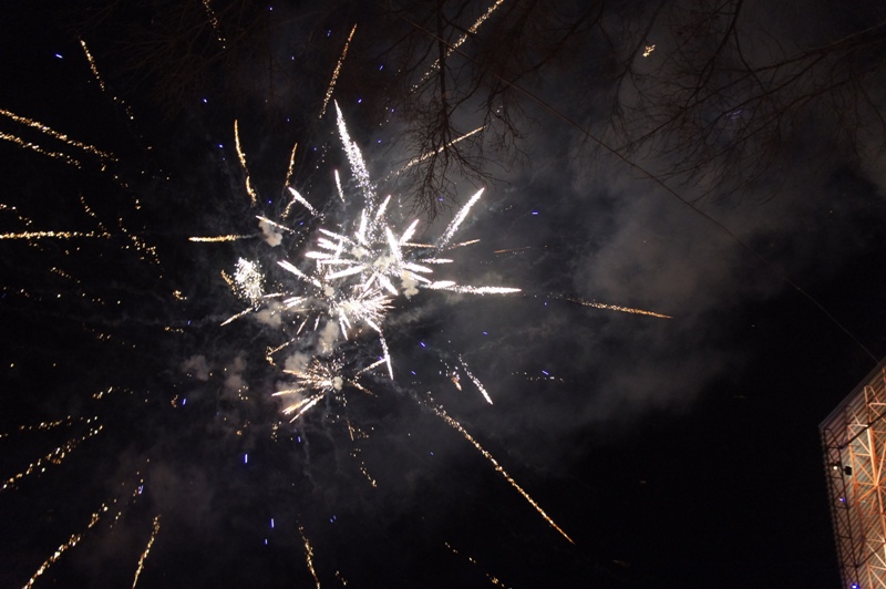 Новогодний фейерверк, Фото с места события собственное