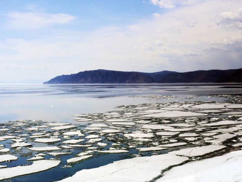 Уровень воды в Байкале достигнет своей критической отметки в феврале 2015 года Оленникова Мария, IrkutskMedia
