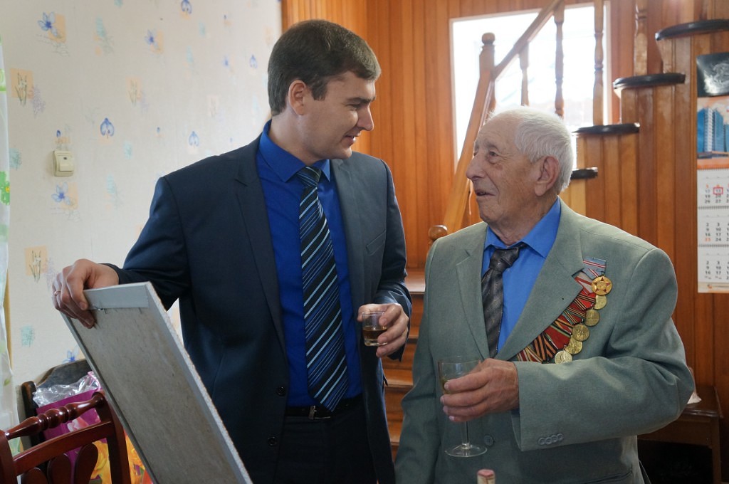 Долгожителя поздравили власти Хасанского района пресс-служба администрации Хасанского муниципального района