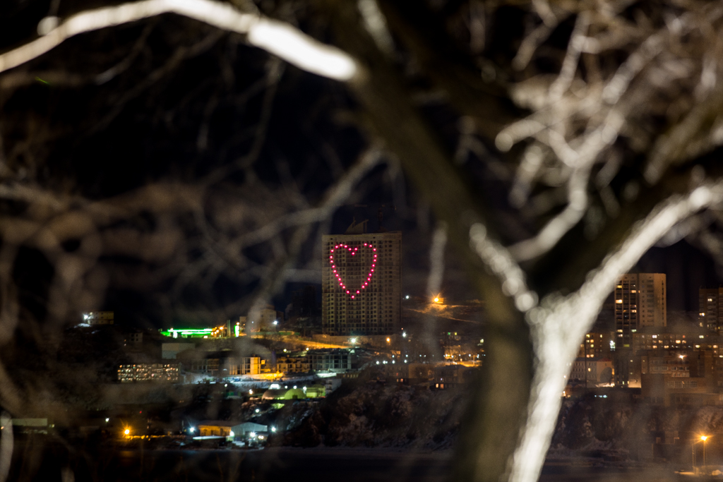 После окончания строительства здания, сердце превратится в алые паруса, Фото с места события собственное