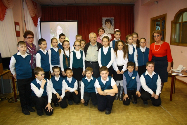 Участниками презентации стали школьники, Фото с места события собственное