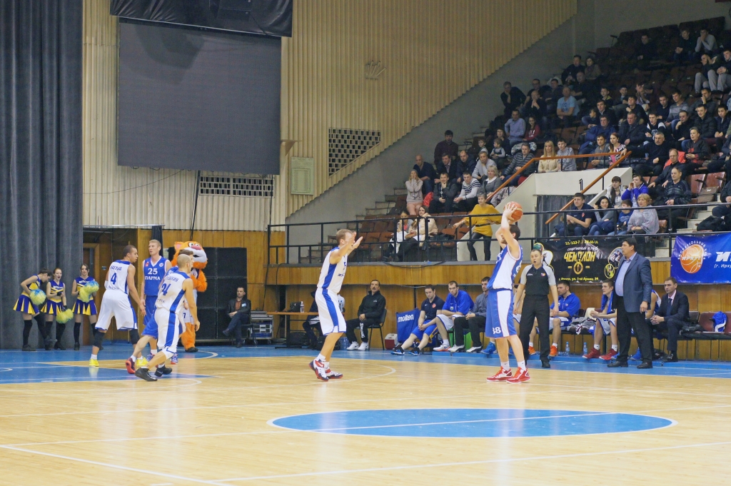 Баскетболисты "Иркута" проиграли "Парме", Фото с места события собственное