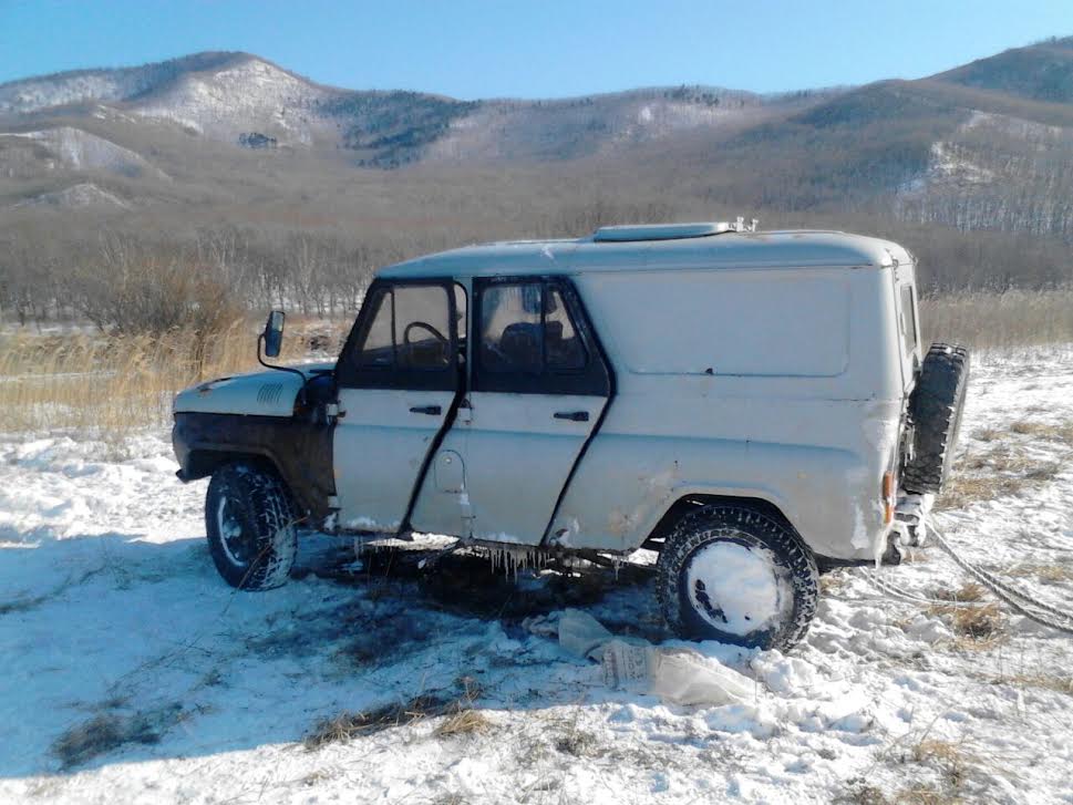 Андрей Полищук спас тонущего рыбака в УАЗе ценой собственной жизни, Фото с места события из других источников