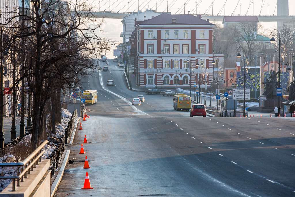 Владивосток 1 января. Владивосток в январе. Пустые дороги Владивосток зимой. Пустой Владивосток.