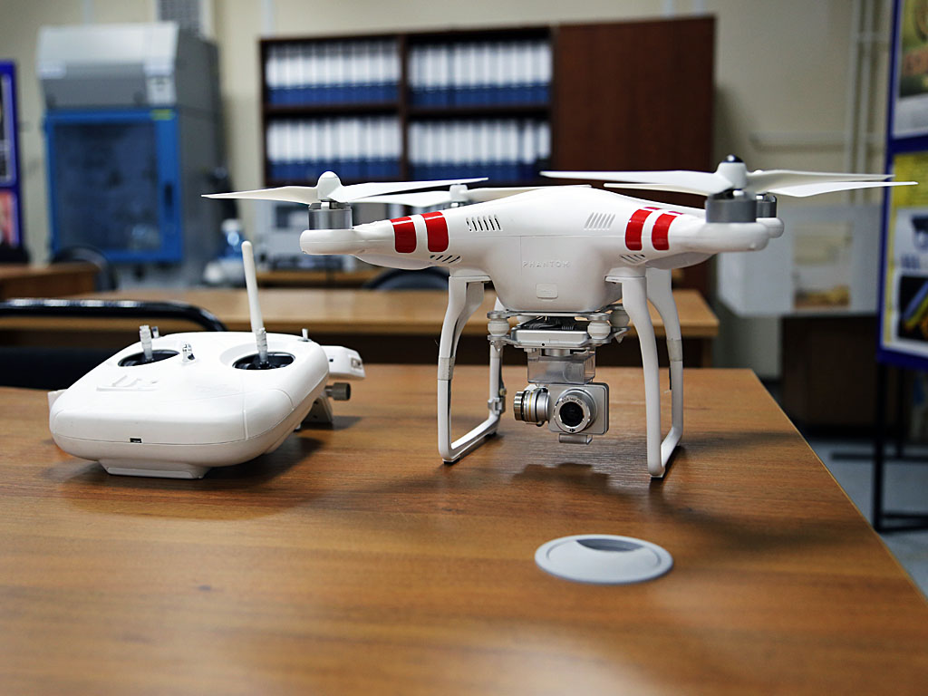 Квадрокоптер, Фото с места события собственное