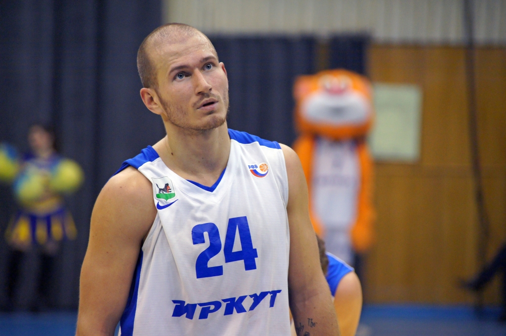 Защитник "Иркута" Андрей Куземкин, Фото с места события собственное