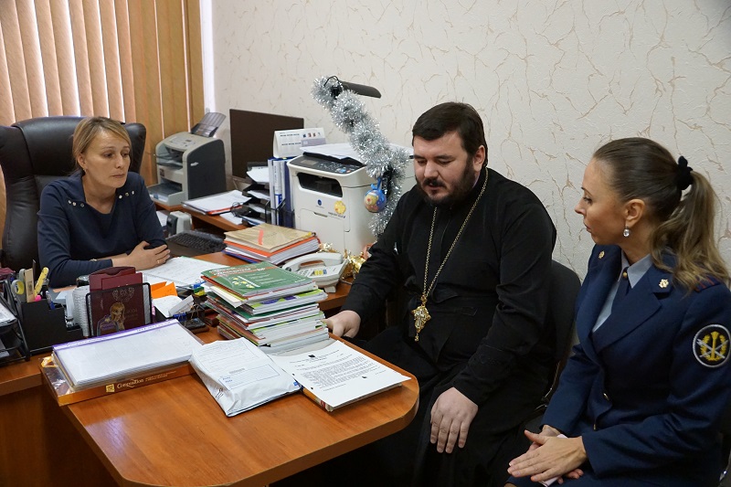 Соглашение о сотрудничестве заключили УФСИН, епархия и школа-интернат в Магадане, Фото с места события из других источников