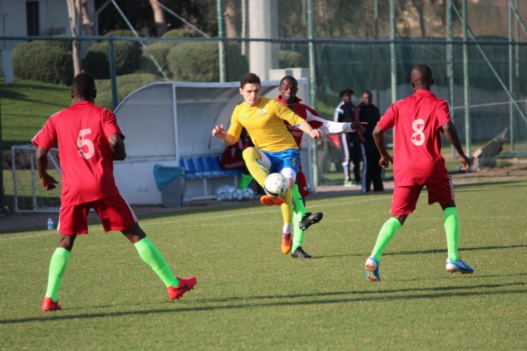 Контрольный футбольный матч с малийской командой "Бомако" завершился со счетом 5:0, Фото с места события из других источников