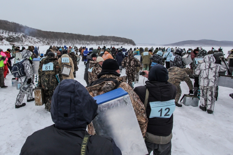 Место проведения "Байкальской рыбалки" перенесли в другую местность из-за тонкого льда  Балашов Антон, PrimaMedia