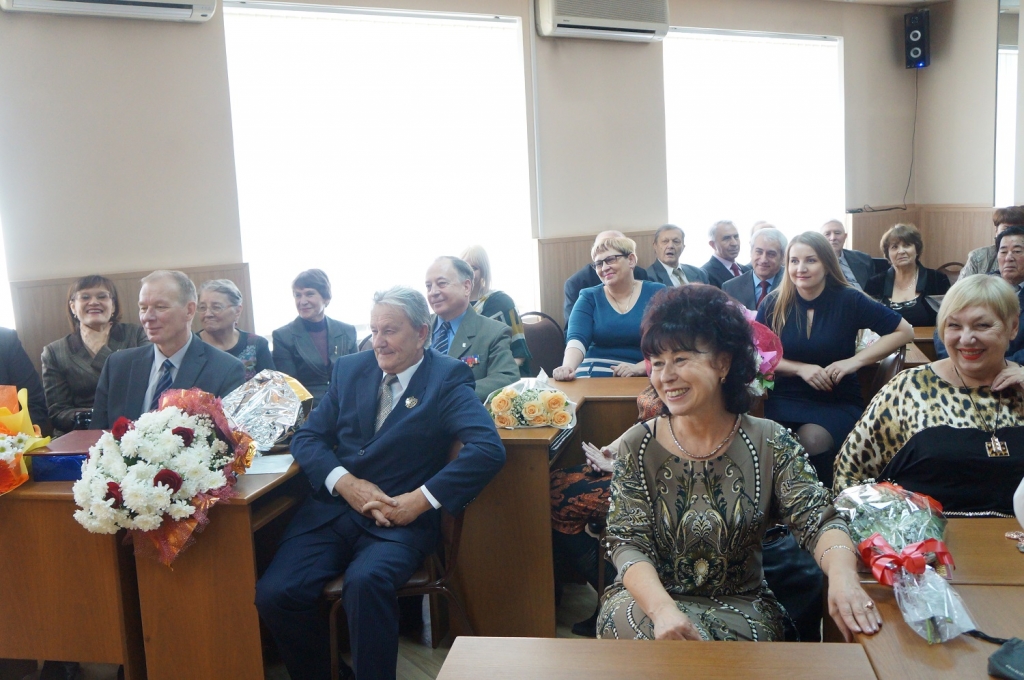 Гости юбилея , Фото с места события собственное