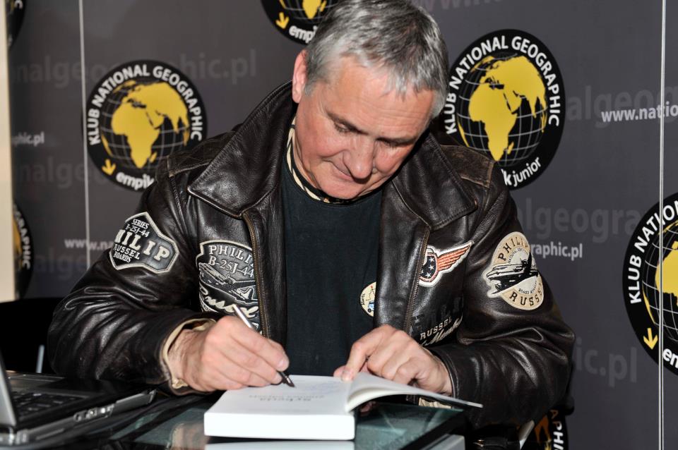 Путешественники, совершающие автомобильный пробег по всей России, прибыли в Якутск , Фото с места события из других источников