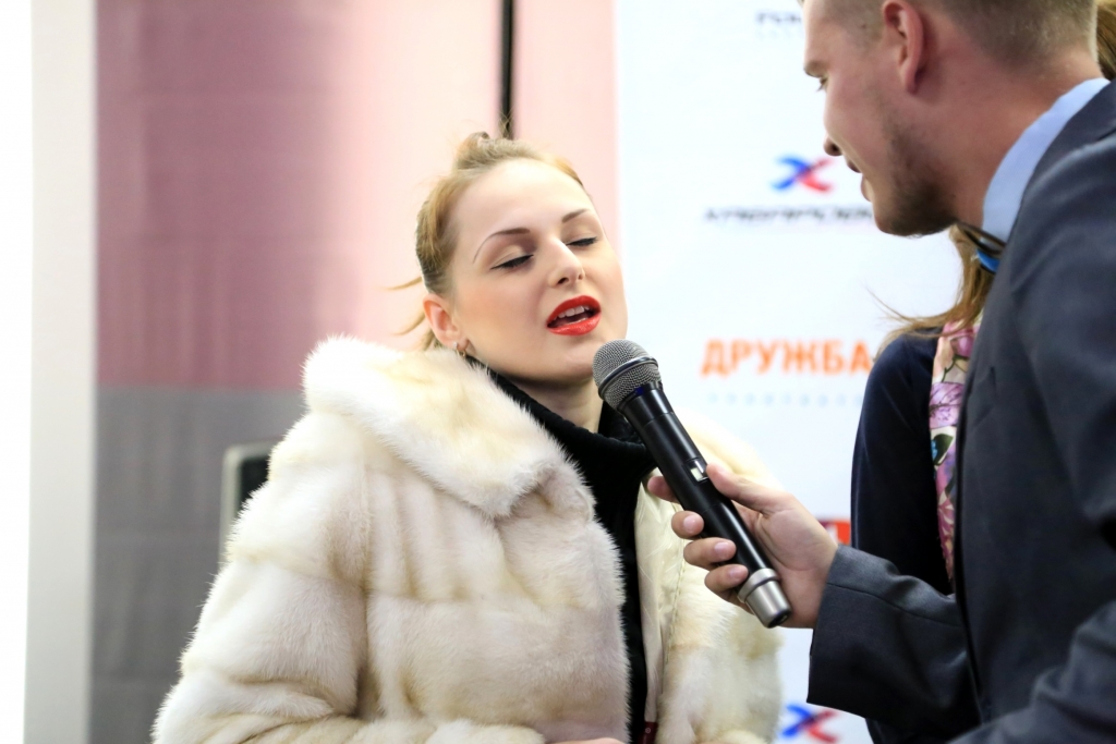 Кинопремьера эротического романа "50 оттенков серого" с огоньком стартовала в Хабаровске, Фото с места события собственное