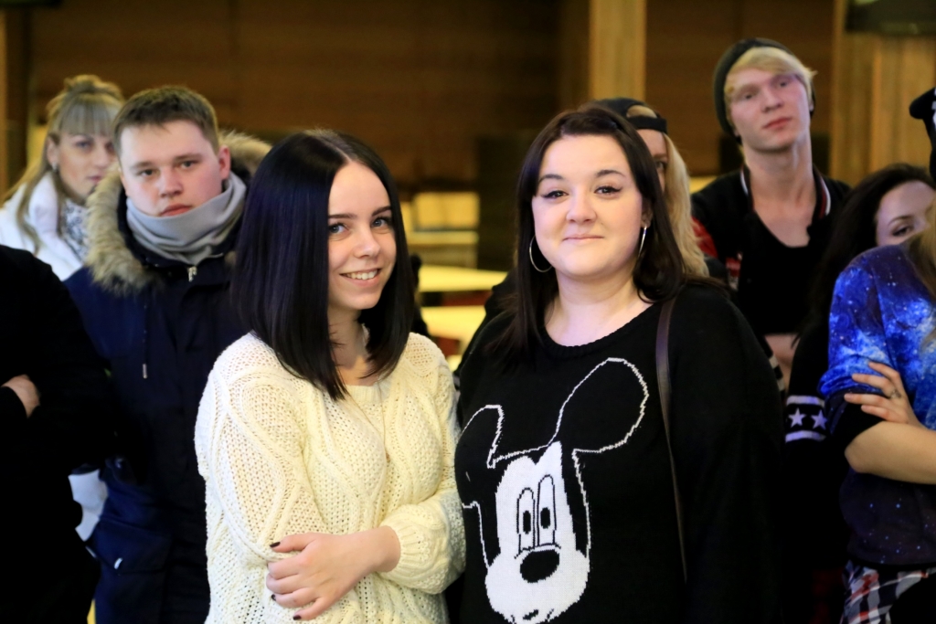 Кинопремьера эротического романа "50 оттенков серого" с огоньком стартовала в Хабаровске, Фото с места события собственное