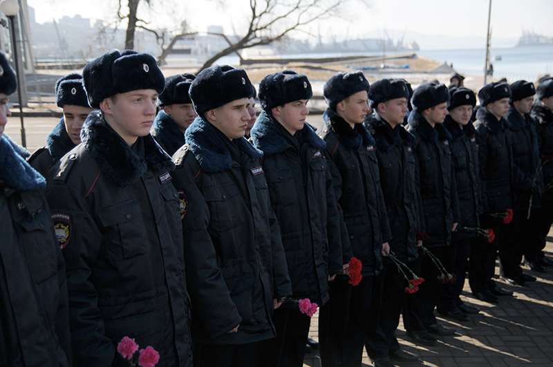 Памятный митинг прошел во Владивостоке, Фото с места события из других источников