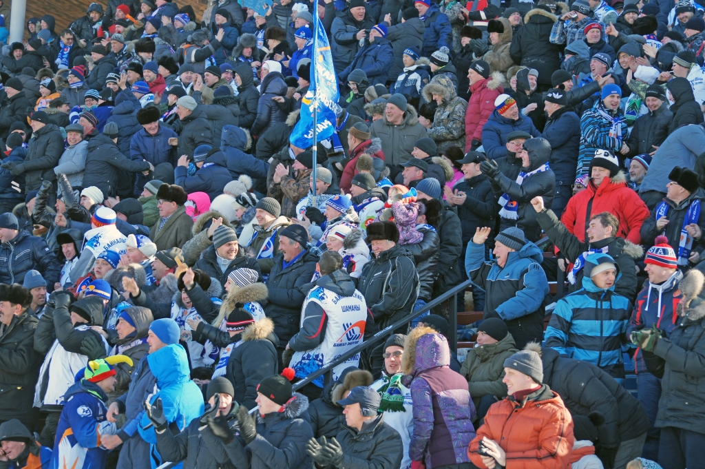 Болельщики, Фото с места события собственное