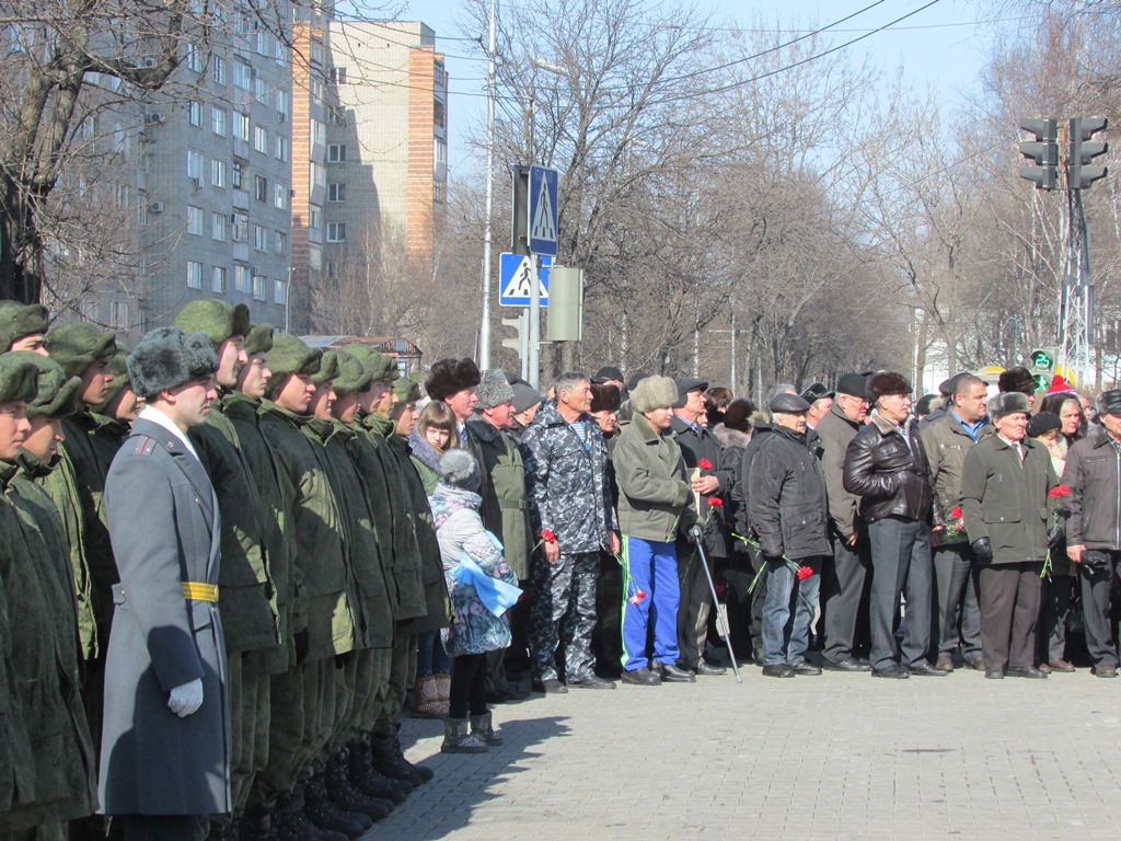 День памяти о россиянах, исполнявших служебный долг за пределами Отечества в Уссурийске, Фото с места события собственное