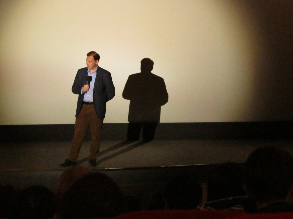 Сергей Брилев отвечает на вопросы зрителей, Фото с места события собственное