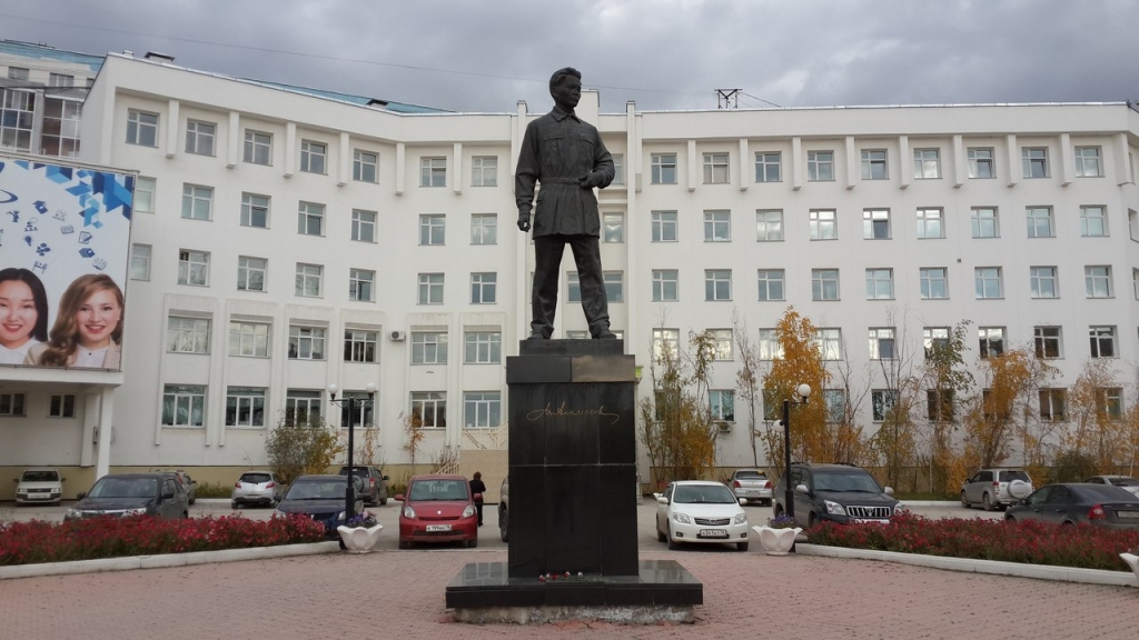 В день республики в Якутии презентуют книгу о среднеазиатском периоде Максима Аммосова Алена Подковырова, YakutiaMedia