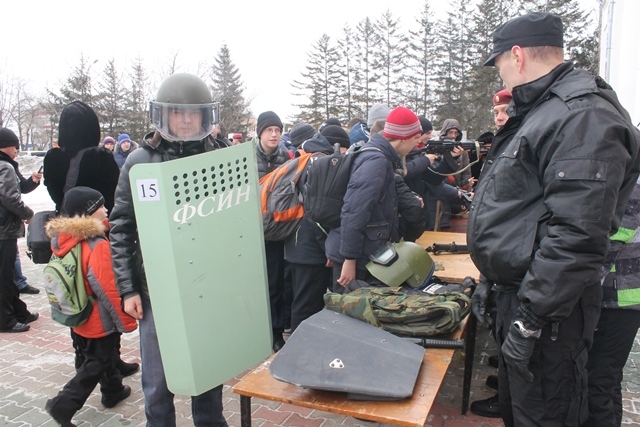 Выставка спецобмундирования, Фото с места события из других источников
