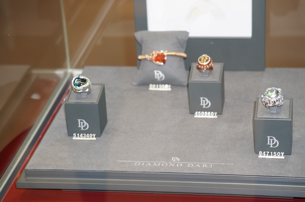 Ювелирный салон DIAMOND DART, Фото с места события собственное