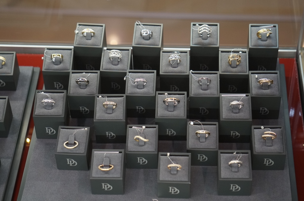 Ювелирный салон DIAMOND DART, Фото с места события собственное