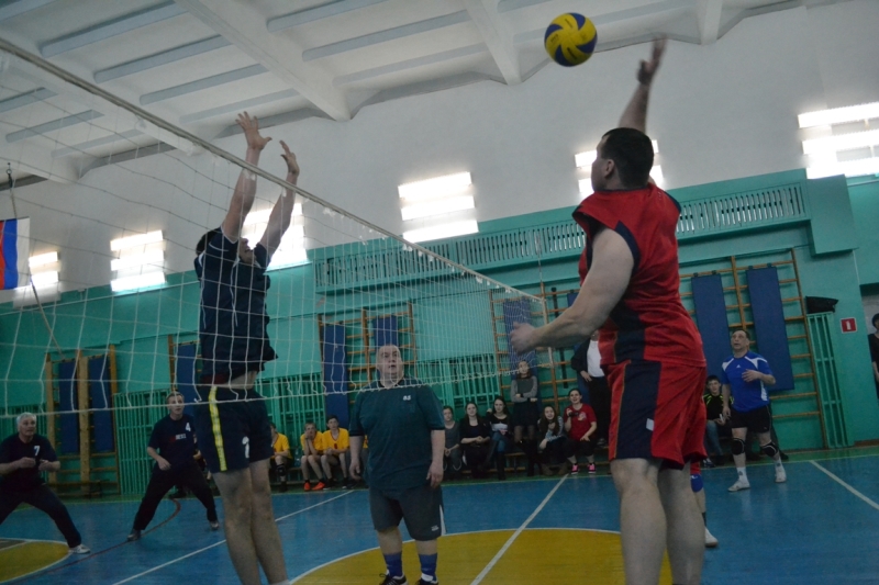 Соревнования по волейболу, Фото с места события из других источников