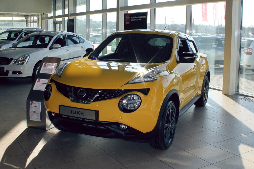 Новый Nissan Juke в салоне, Фото с места события из других источников