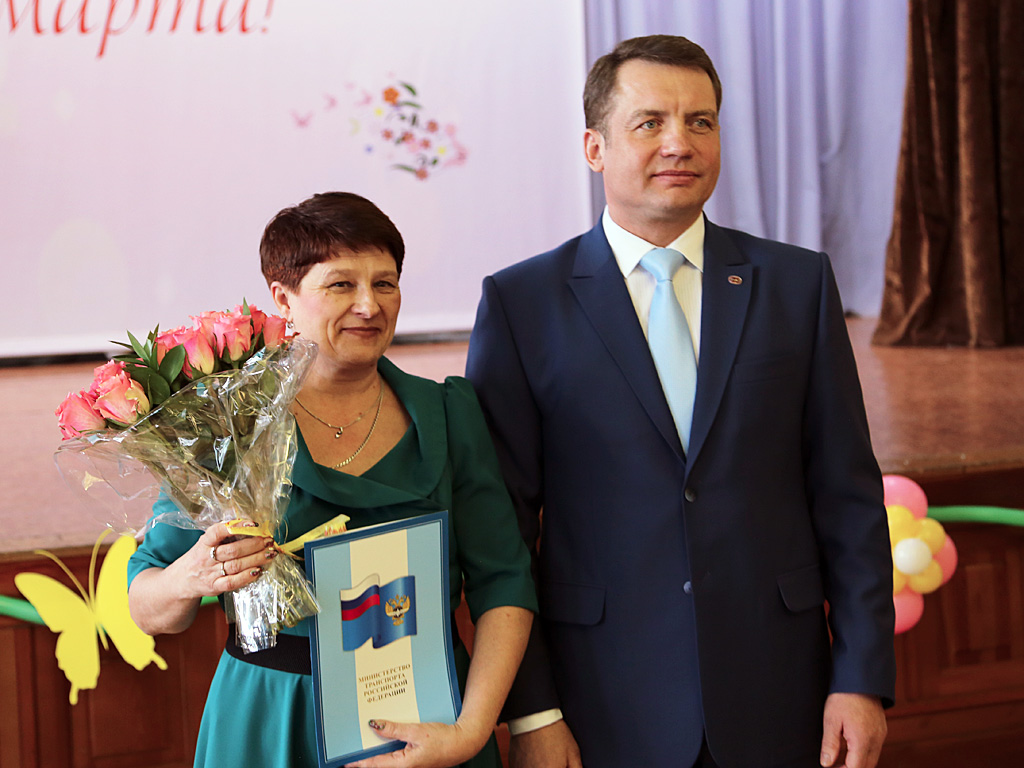 Коллектив железной дороги в Иркутской области и в Республике Бурятии на 30% состоит из женщин, Фото с места события собственное