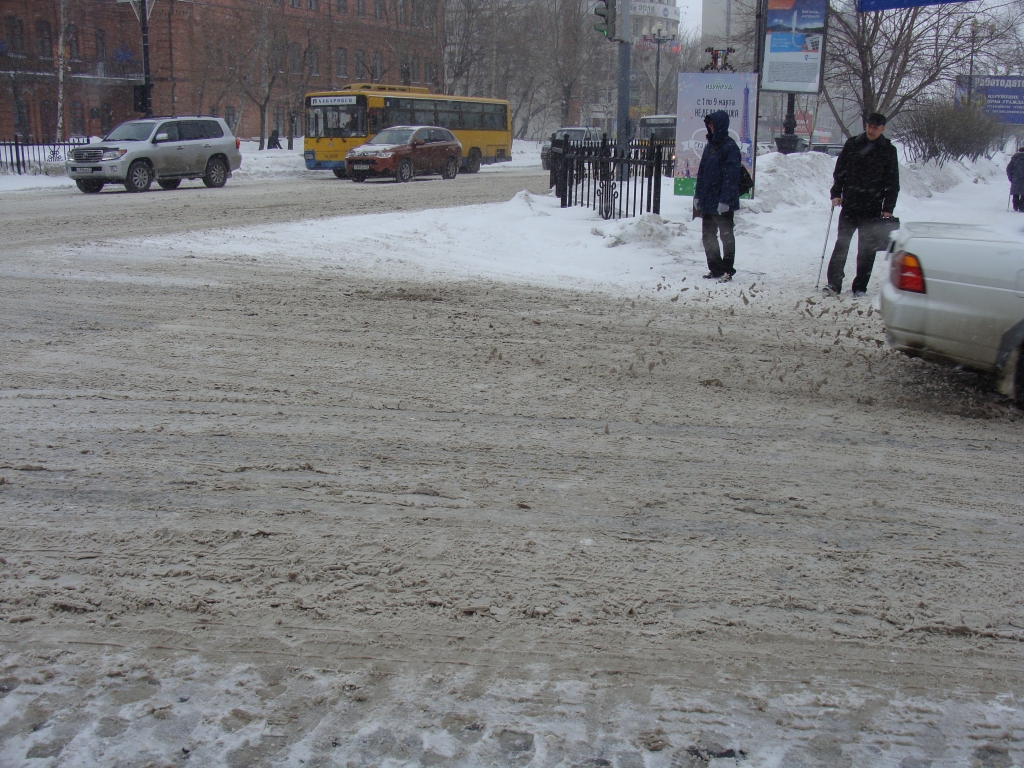  Мокрая кашица из снега и песка скрывает "скользкую" основу, Фото с места события собственное