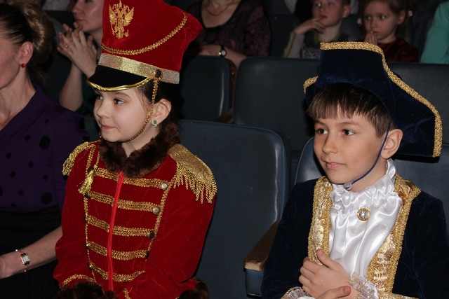 Театр кукол "Кудесник" Биробиджана отметил 25-летие, Фото с места события собственное