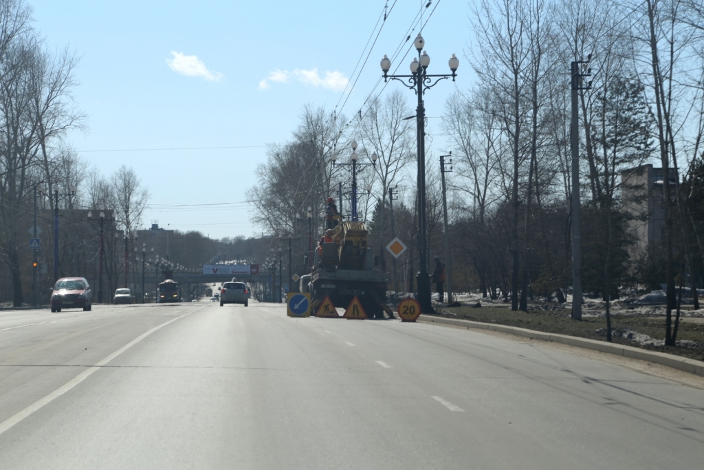 Дороги Хабаровска "вылизывают" к приезду первых лиц государства, Фото с места события собственное