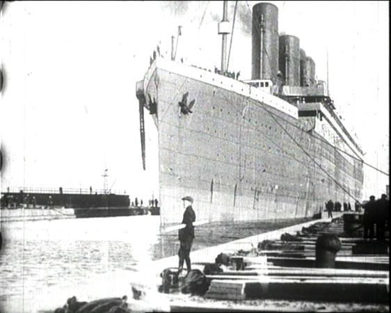 "Первый альтист мира" и редкие фотографии "Титаника" ждут жителей Улан-Удэ в эти выходные, Фото с места события из других источников