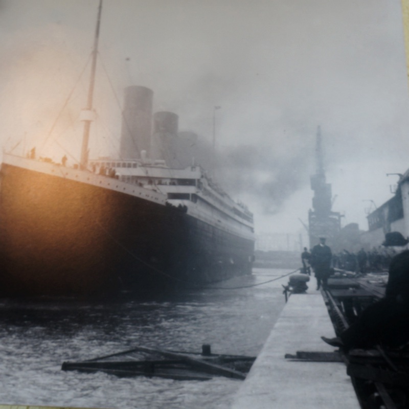 "Титаник" готовый к отплытию, Фото с места события собственное