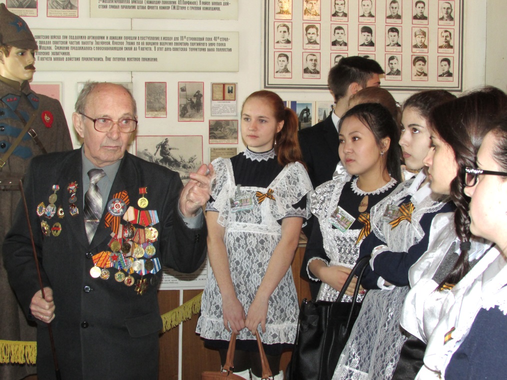 Экскурсия в музее Боевой славы, Фото с места события собственное