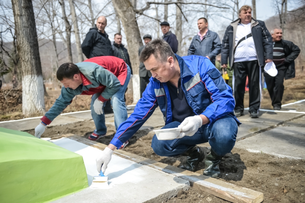 Памятник в Хасанском районе привели в порядок пресс-служба администрации Приморья