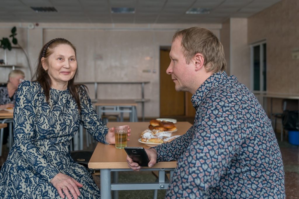 За чашечкой чая пообщались с избирателями депутаты Магаданской городской Думы, Фото с места события собственное