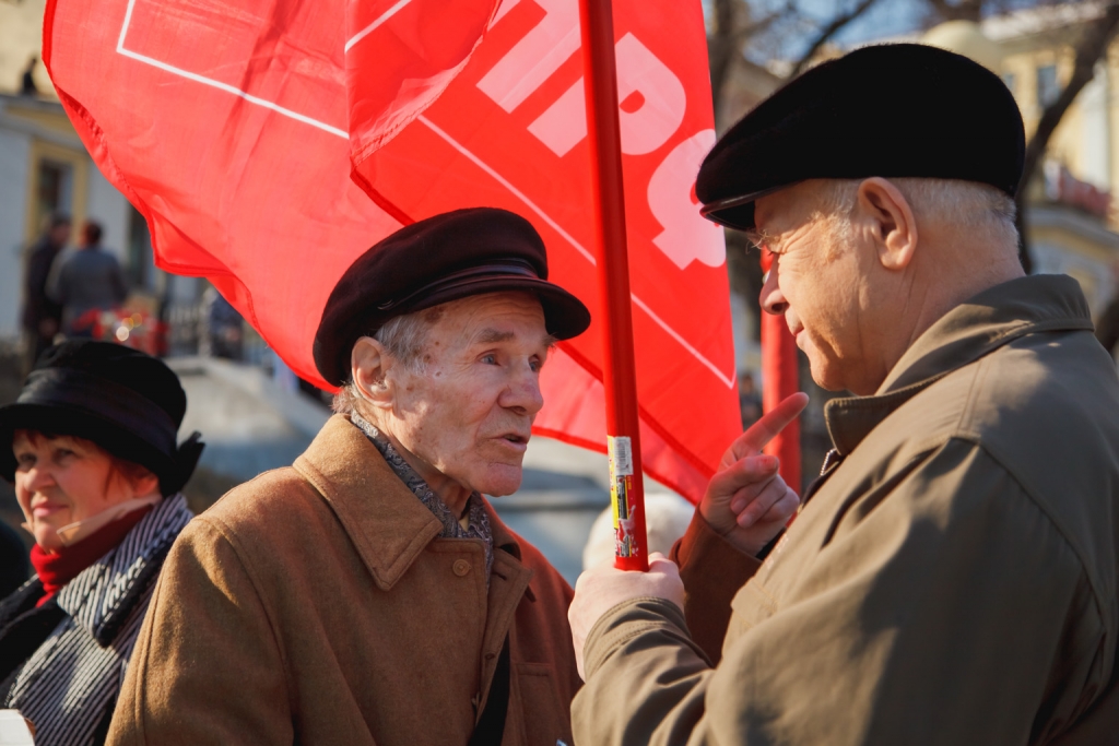 Обсуждение насущных вопросов, Фото с места события собственное