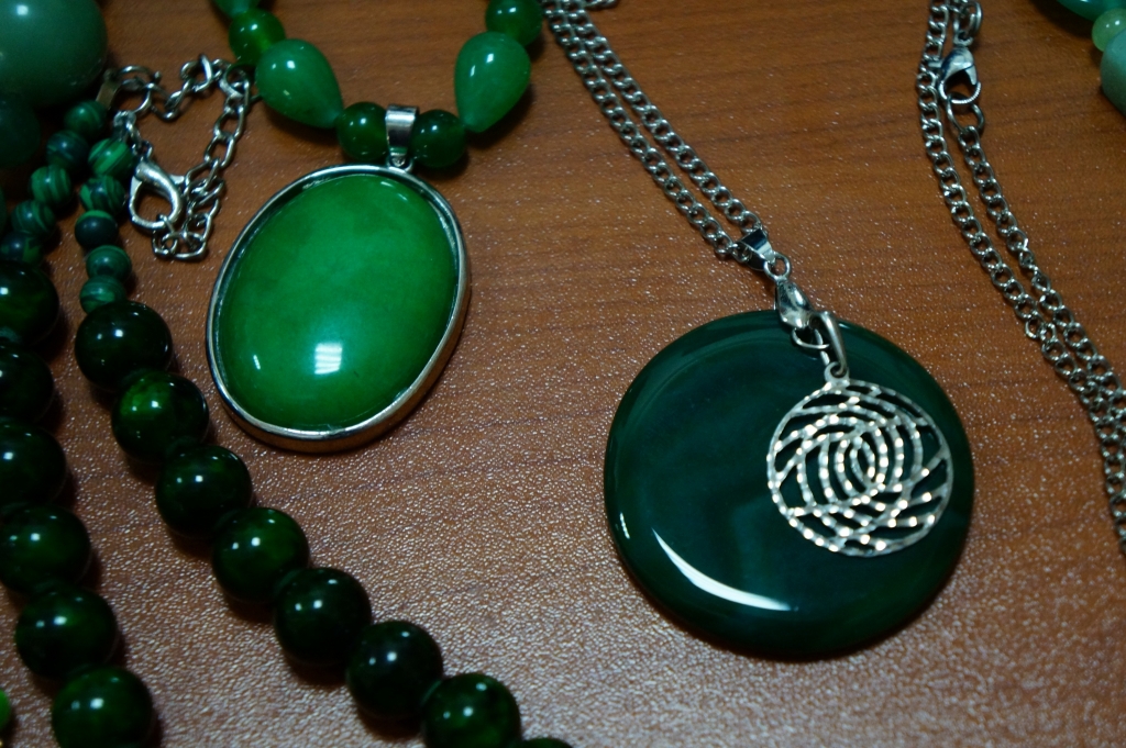 Монгольские украшения, сумки и изделия из кашемира представили на ярмарке в Улан-Удэ, Фото с места события собственное