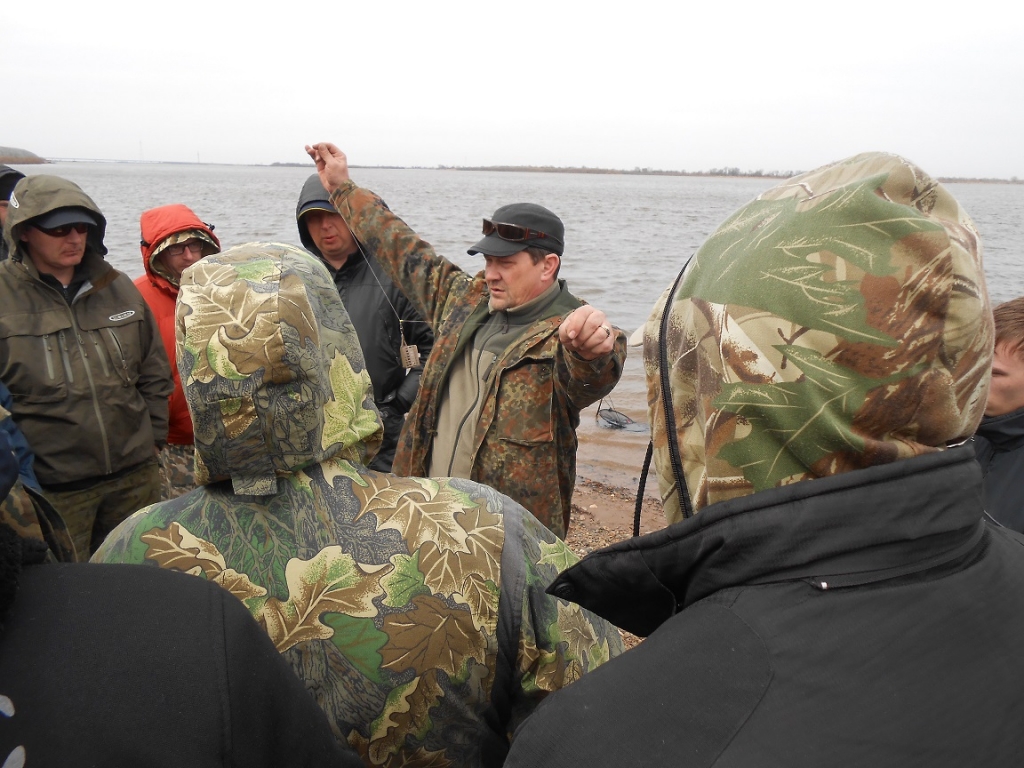 На Амурской протоке состоялся турнир для начинающих рыбаков-фидеристов "Английская донка 2015", Фото с места события собственное