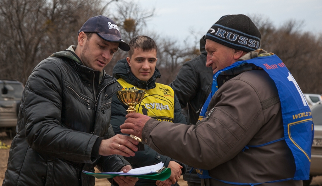 На Амурской протоке состоялся турнир для начинающих рыбаков-фидеристов "Английская донка 2015", Фото с места события из других источников