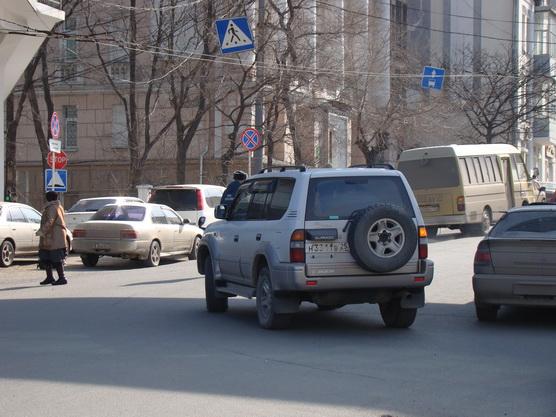 Пешеходный переход на Семеновской площади Владивостока: все по ГОСТу? Александр Омельченко