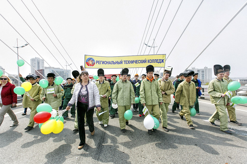 Колонна технического колледжа, Фото с места события собственное